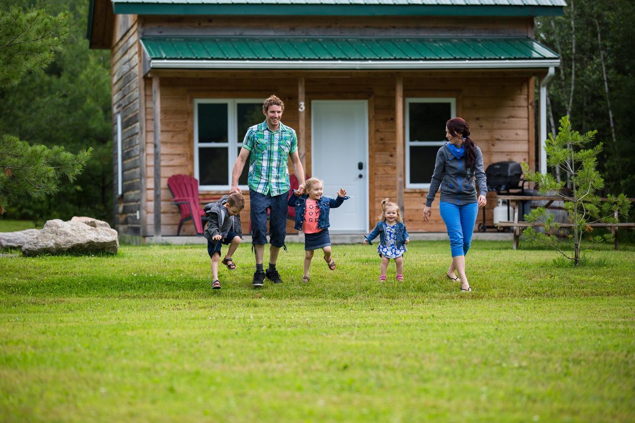 Chalets Du Domaine Yamaska Бромон Екстериор снимка